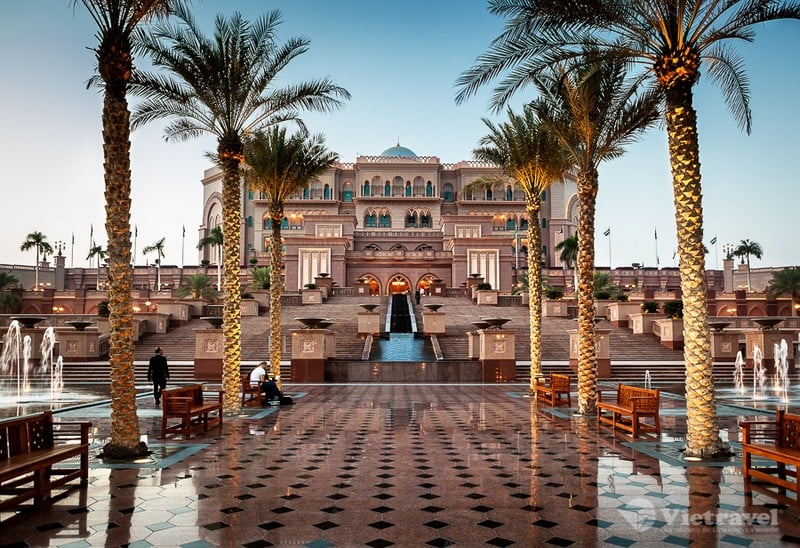 DUBAI – ABU DHABI –DUBAI (Ăn ba bữa)